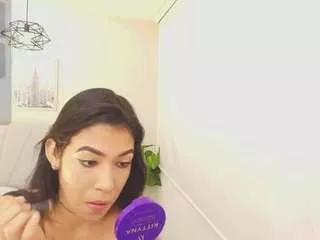 sassy-girl from CamSoda