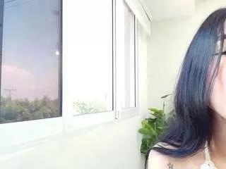sassy-girl from CamSoda