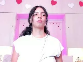 Freechat scarlettbabee on CamSoda