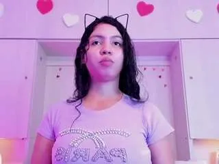 Freechat scarlettbabee on CamSoda