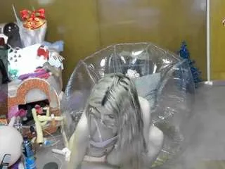 skinnyteen on CamSoda