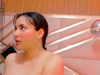 Offline sluttyandmature on CamSoda