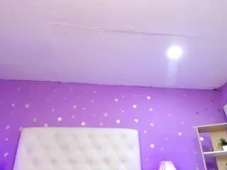 Offline sophia-models on CamSoda