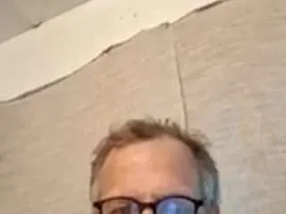 soringer007 — Masterbate until I cum [100 tokens remaining]