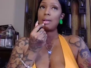 Freechat tammygold on CamSoda