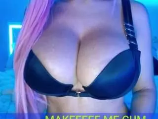 Offline theonlyingaa on CamSoda