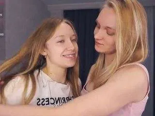 Offline tiensaucer on CamSoda