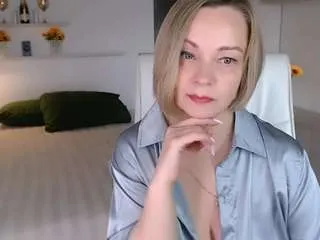 Offline tilly-eliot on CamSoda