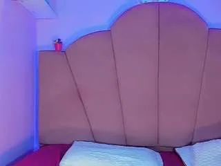 Offline valeriaaguilar on CamSoda