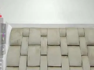 Freechat valeriesoto on CamSoda