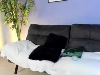 vicky-kitty on CamSoda