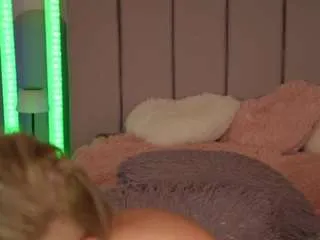 Offline vickysecret on CamSoda