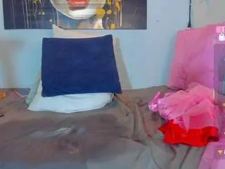 violethot69 on CamSoda