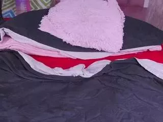 Offline violetta-lond on CamSoda