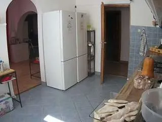 Freechat voyeurcam-julmodels-kitchen on CamSoda