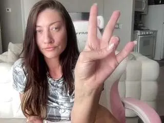 Offline whitneyoc on CamSoda