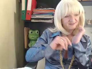 Freechat wondernadin on CamSoda