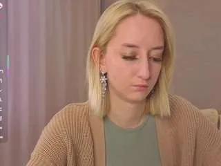 Freechat yeah-i-want on CamSoda