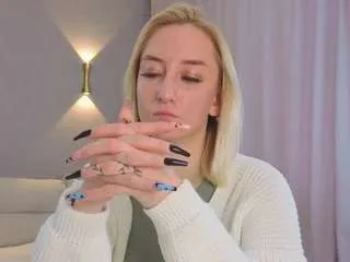 Freechat yeah-i-want on CamSoda