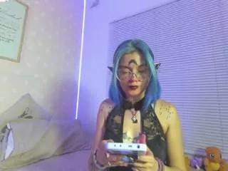 yukky-kuran from CamSoda