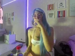 yukky-kuran from CamSoda
