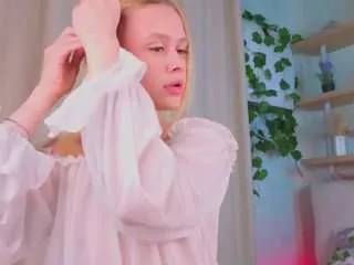 Offline zeldabetter on CamSoda