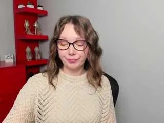 Freechat zoexox on CamSoda