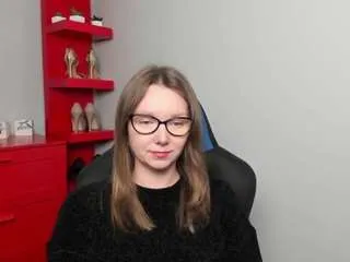 Freechat zoexox on CamSoda