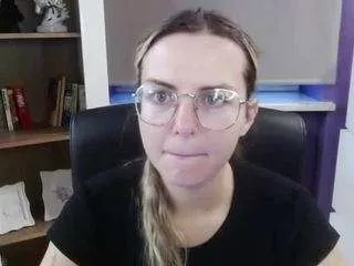 Offline zoeyfancy on CamSoda