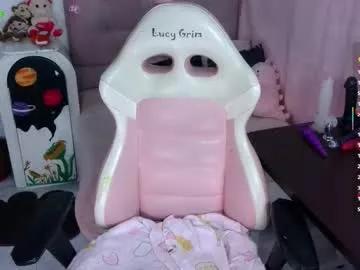111lucygrim111 from Chaturbate