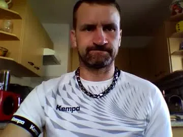 Offline 20x5cmgermanlongdong on Chaturbate