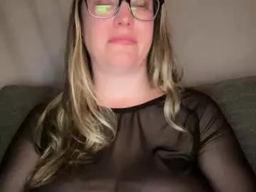 3xxxdaily from Chaturbate