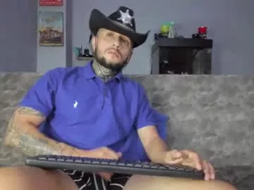 Offline _emilio_escobar on Chaturbate