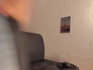 Offline _emilio_escobar on Chaturbate