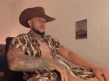 Offline _emilio_escobar on Chaturbate