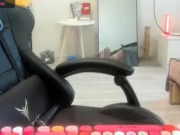 _feralberry__ on Chaturbate