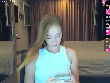 Offline _hot_mia_1 on Chaturbate