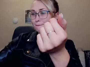 Offline _miss_eva_ on Chaturbate