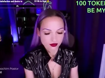 Freechat _mistress__ on Chaturbate