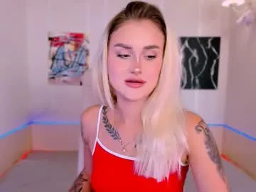 _ravena on Chaturbate