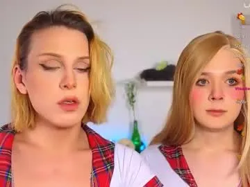 _yourfoxy_ on Chaturbate