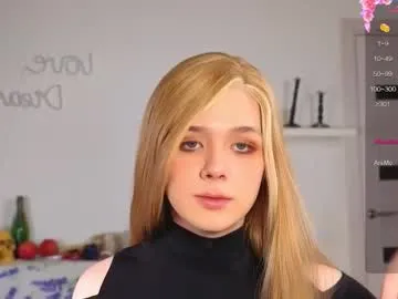 _yourfoxy_ on Chaturbate