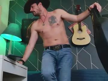 aaronbomer from Chaturbate
