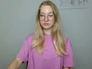 abbymoore__ on Chaturbate