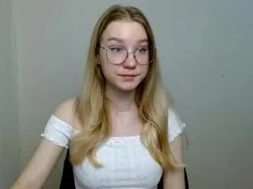 abbymoore__ on Chaturbate
