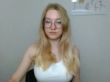 abbymoore__ on Chaturbate