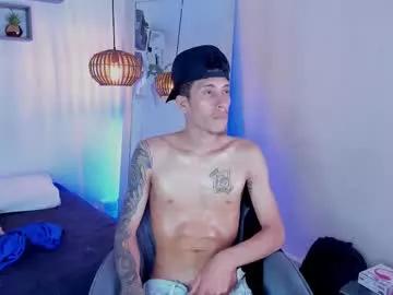adam__fox from Chaturbate