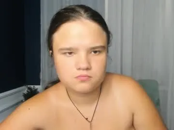 Offline adelecruzz on Chaturbate