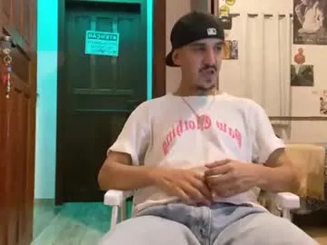 Offline aelucius on Chaturbate