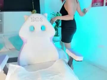 aixa_hill1 from Chaturbate